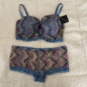 Body Frosting 42C Molded CupBra 2X Boyshorts Set